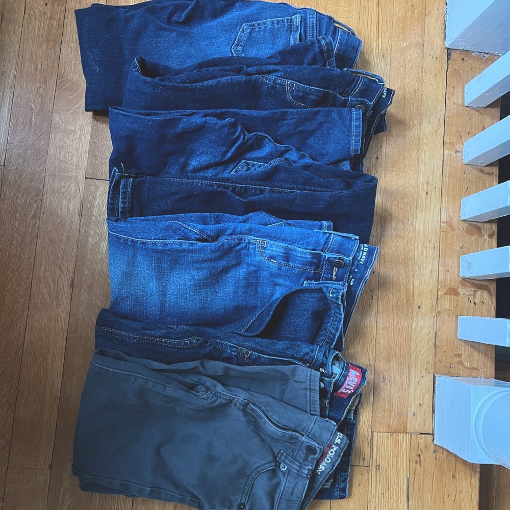 Lot of 6T Old Navy Boys Jeans - Excellent Used Condition - 7 Pair - Slim Fit